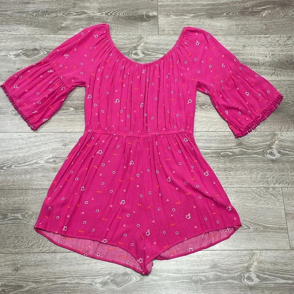 NWOT Mudd Boho Pink 3/4 Bell Sleeve Romper PomPom Detail XXL